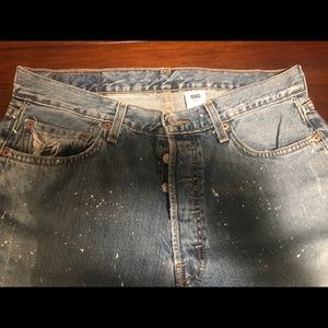 Distressed Levi Button Up Jeans 32x34